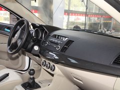 2012款 1.8L 手动 贺岁版舒适型5座