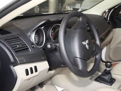 2012款 1.8L 手动 贺岁版舒适型5座