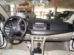 2012款 1.8L 手动 贺岁版舒适型5座