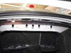 2012款 1.8L 手动 贺岁版舒适型5座