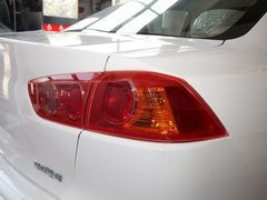 2012款 1.8L 手动 贺岁版舒适型5座