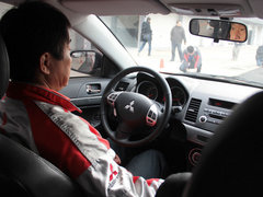2012款 1.8L CVT 贺岁版舒适型5座