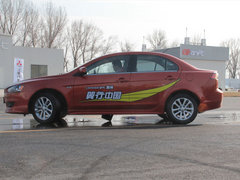 2012款 1.8L CVT 贺岁版舒适型5座