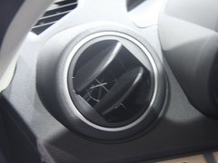 2012款 两厢 1.6 手动 舒适型