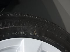 2012款 两厢 1.6 手动 舒适型