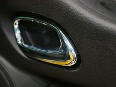 2012款 3.6L 自动 变形金刚限量版