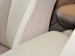 2012款 骏瑞 2.0S 自动 耀动版