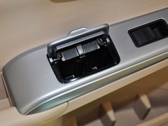 2012款 骏瑞 2.0S 自动 耀动版