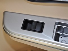 2012款 骏瑞 2.0S 自动 耀动版