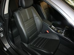 2012款 2.0T 自動 豪華導(dǎo)航版