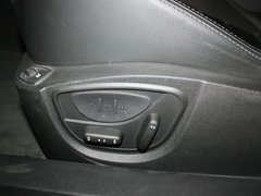 2012款 2.0T 自動 豪華導(dǎo)航版