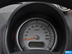 2012款 1.4L 手動(dòng) 豪華型VVT