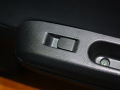 2012款 1.4L 手动 尊贵型VVT
