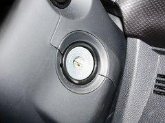 2012款 1.4L 手动 尊贵型VVT