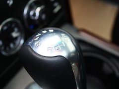 2012款 5.0T 自动 尊崇创世版 5座