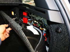 2012款 5.0T 自动 尊崇创世版 5座