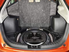 2012款 2.0L 手动 舒适版 5座