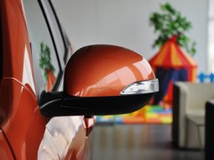 2012款 2.0L 手动 舒适版 5座
