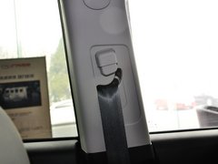 2012款 2.0L 手动 舒适版 5座