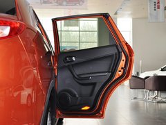 2012款 2.0L 手动 舒适版 5座