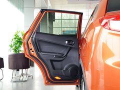 2012款 2.0L 手动 舒适版 5座