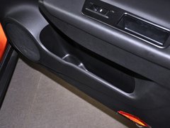 2012款 2.0L 手动 舒适版 5座