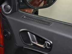 2012款 2.0L 手动 舒适版 5座
