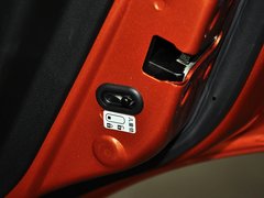 2012款 2.0L 手动 舒适版 5座