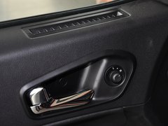 2012款 2.0L 手动 舒适版 5座