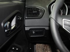 2012款 2.0L 手动 舒适版 5座