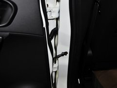 2012款 2.0L 手动 舒适版 5座
