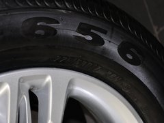 2012款 2.0L 手动 舒适版 5座
