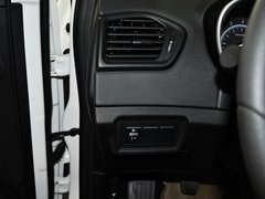 2012款 2.0L 手动 舒适版 5座