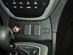 2012款 2.0L 手动 舒适版 5座