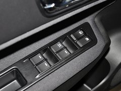 2012款 2.0L 手动 舒适版 5座