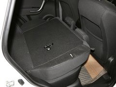 2012款 2.0L 手动 舒适版 5座