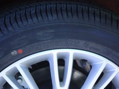 2012款 1.6L 自动 尊贵型