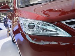 2012款 1.6L 自动 尊贵型