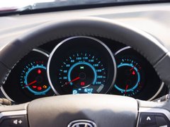 2012款 1.6L 自动 尊贵型
