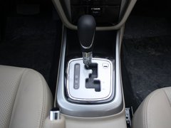 2012款 1.6L 自动 尊贵型