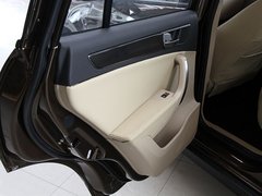 2012款 1.6L 自动 舒适型 5座