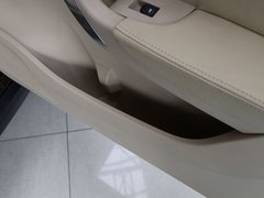 2012款 1.6L 自动 舒适型 5座