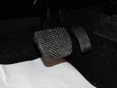 2012款 1.6L 自动 舒适型 5座