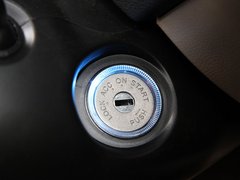 2012款 1.6L 自动 舒适型 5座