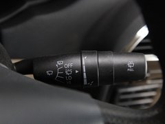 2012款 1.6L 自动 舒适型 5座