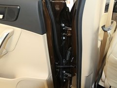 2012款 1.6L 自动 舒适型 5座