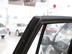 2012款 1.6L 自动 舒适型 5座