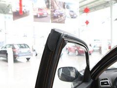 2012款 1.6L 自动 舒适型 5座