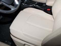 2012款 1.6L 自动 豪华型 5座