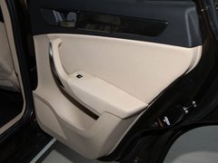 2012款 1.6L 自动 豪华型 5座